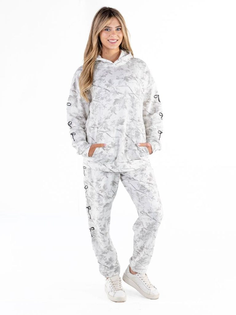 Simply Southern 0226 White Camo Alice Lounge Pants