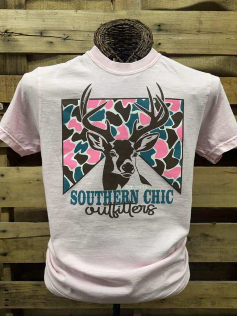 Southern Chics Pink Camo Deer Comfort Colors T-Shirt - SimplyCuteTees